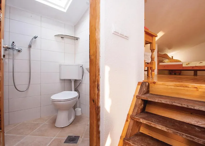 With A Fireplace 04 Tatil Evi *