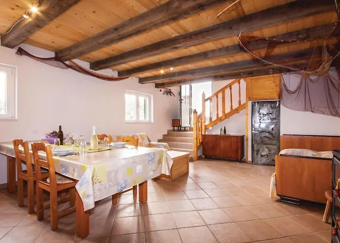 Tatil Evi With A Fireplace 04 Jezera