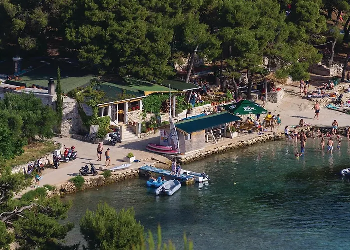 Tatil Evi With A Fireplace 04 *